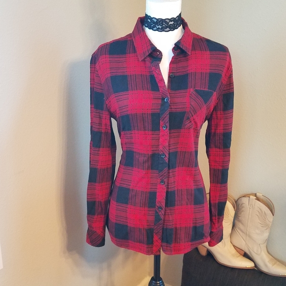 Beach Lunch Lounge Shirt - Size SP (EUC) - Picture 6 of 6